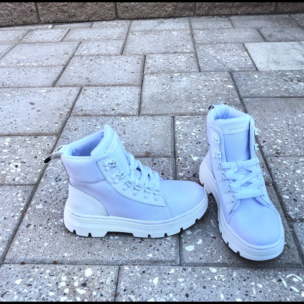NEW WHITE DR MARTENS
